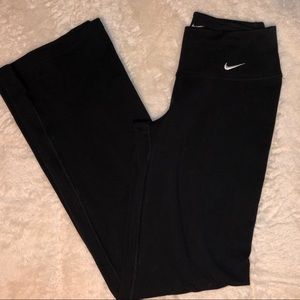 🖤NIKE YOGA PANTA🖤